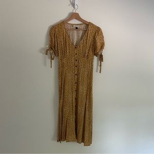 Medium Floral Universal Thread Midi Dress